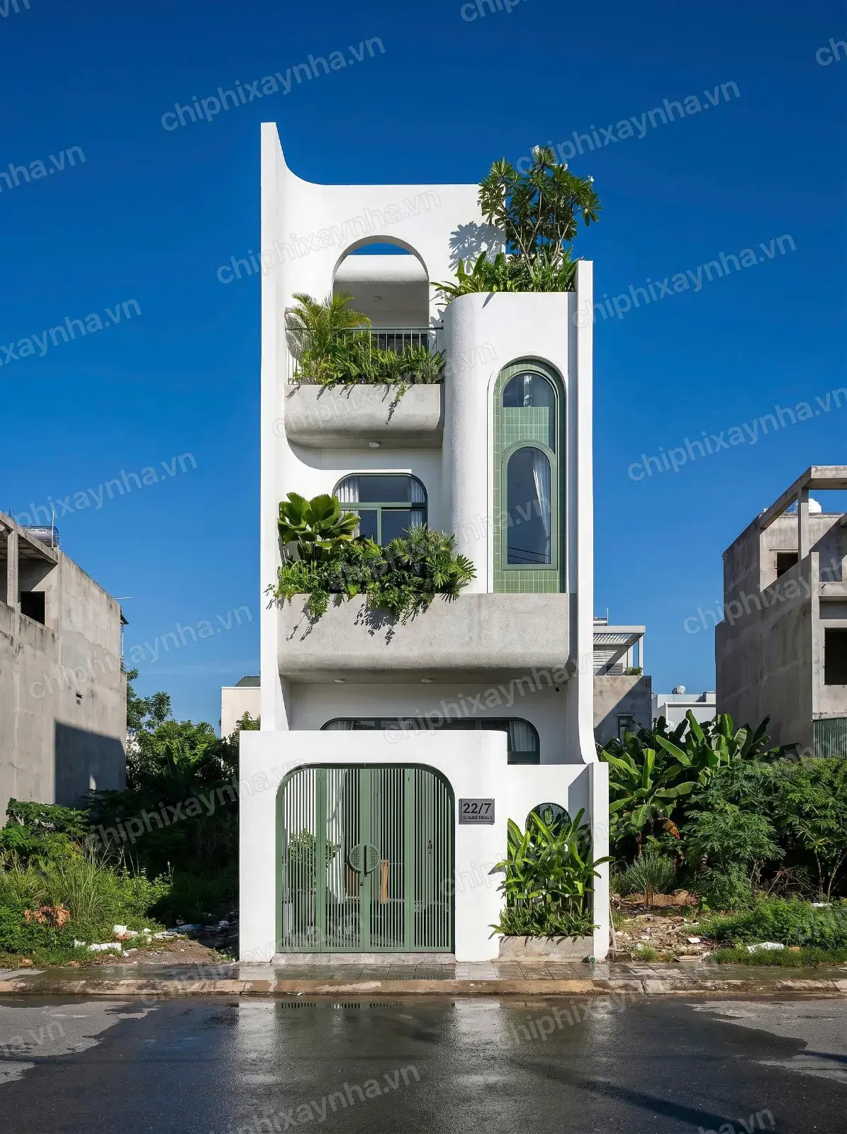 Nhà 1 trệt 1 lầu 1 tum 4.5x15m